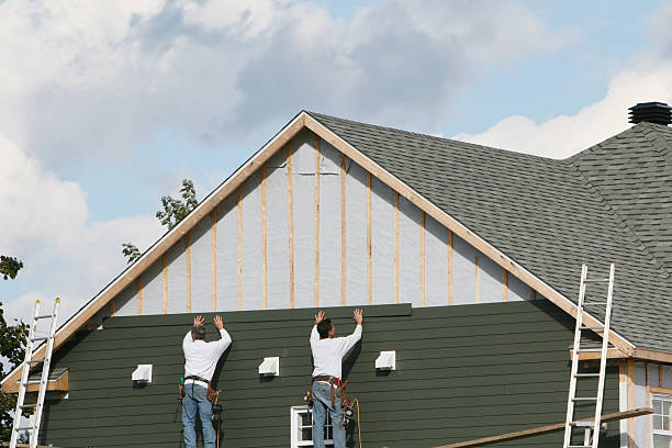 Professional Siding Installation technician working in Guilford, CT